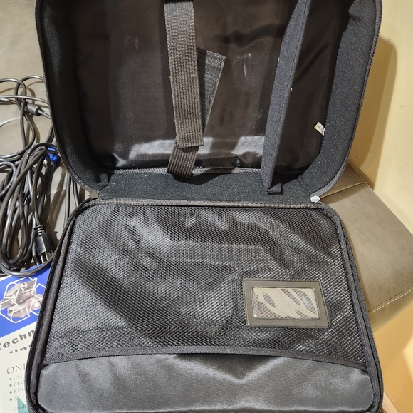 InFocus LP 500 Projector - Picture 6 of 7